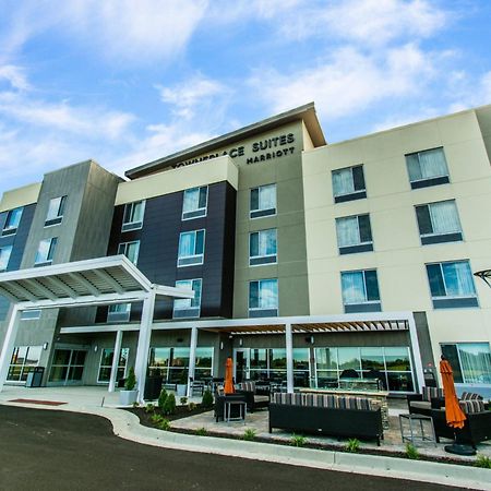 Towneplace Suites By Marriott Evansville Ньюбург Екстер'єр фото