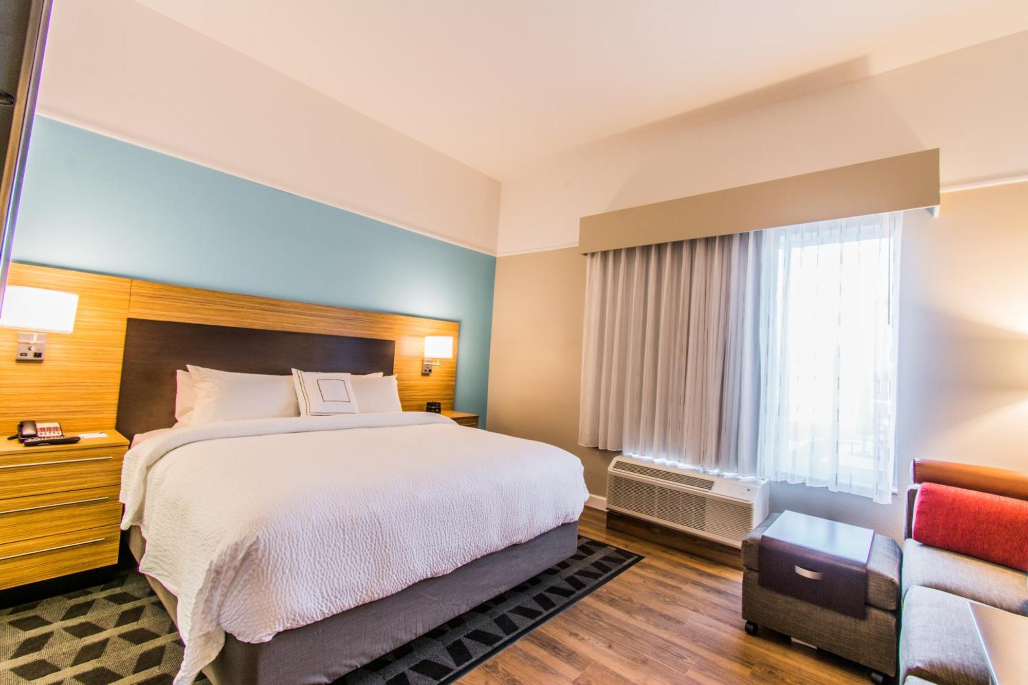Towneplace Suites By Marriott Evansville Ньюбург Екстер'єр фото