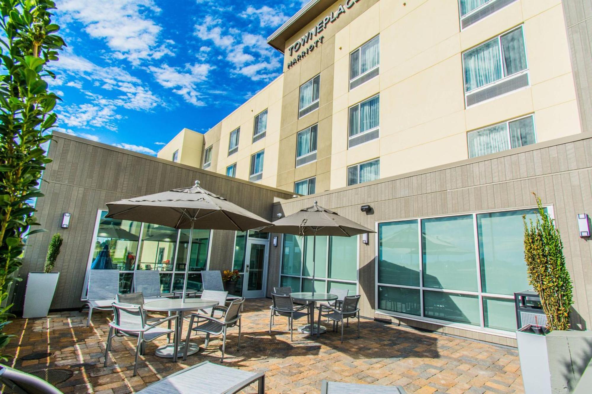 Towneplace Suites By Marriott Evansville Ньюбург Екстер'єр фото
